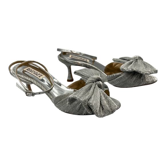 Badgley Mischka Metallic Pleated Bow Kitten Heel Sandals Silver Size 6 - Picture 5 of 8